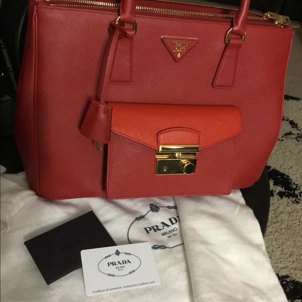 Prada red